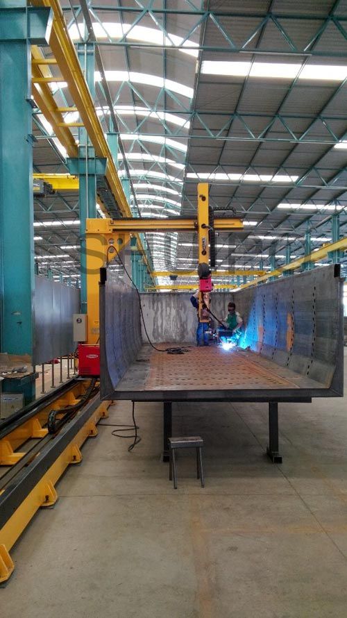 內“U”焊在巴西工作現場 內“U”焊在巴西工作現場